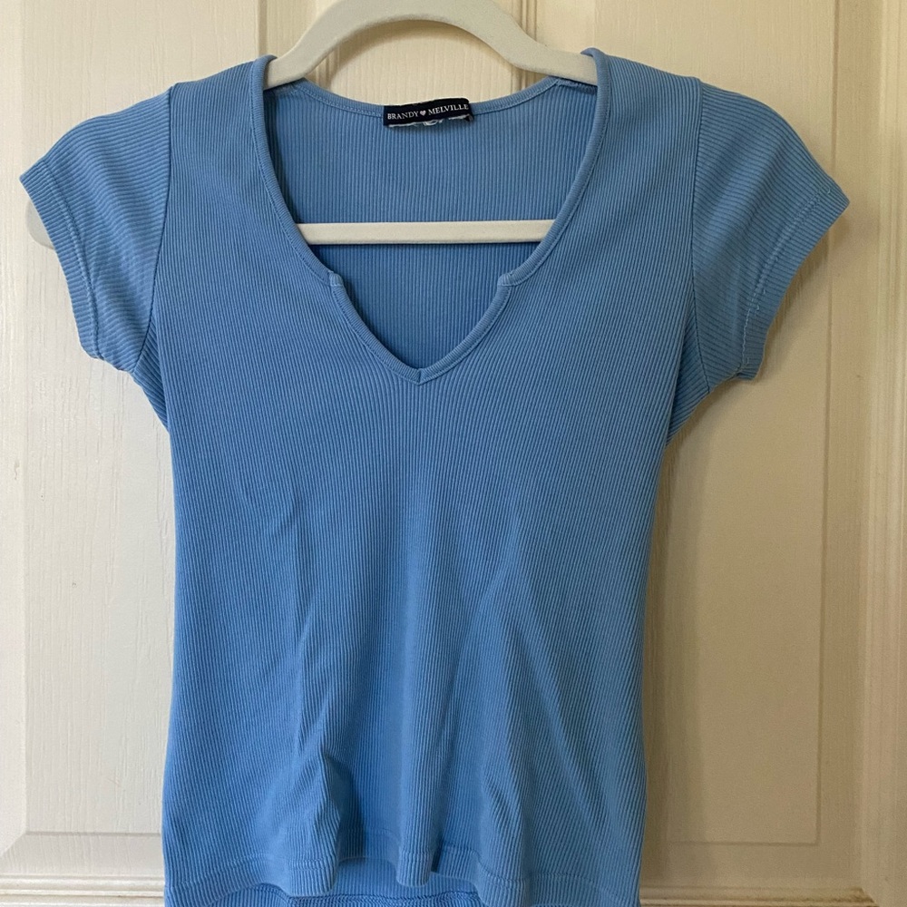 BRANDY MELVILLE TOP